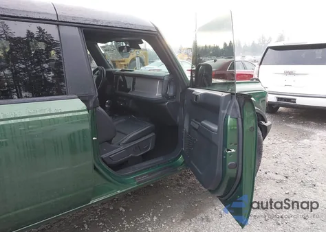 2025 Ford Bronco Outer Banks from USA, damaged, VIN 1FMEE8BP8SLB51763